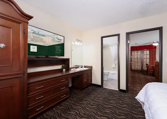 Mcm Elegante Suites Abilene